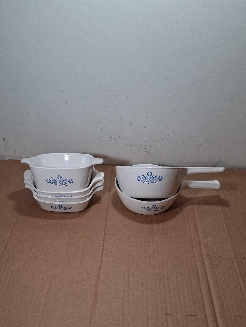 6 Vintage Corningware "CORNFLOWER" Casserole Bowls and Petite Pans